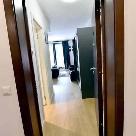 Apartamento Tayson Square Dorcol New Location Free Garage *